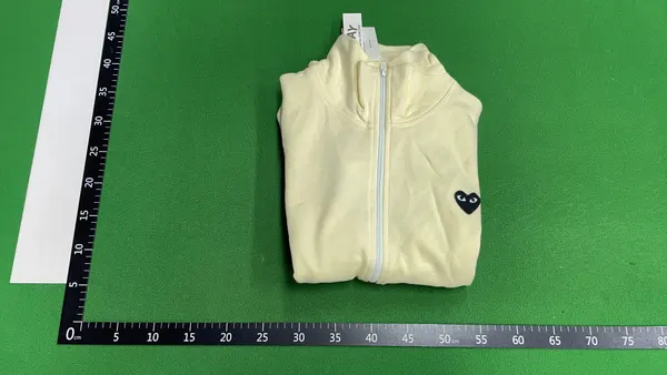 Turtleneck Sweatshirt With Heart Graphic Back Print — warehouse QC photo 4