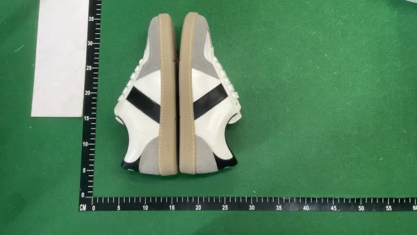 Cream Leather Low-Top Sneakers With Suede Panels — warehouse QC photo 5