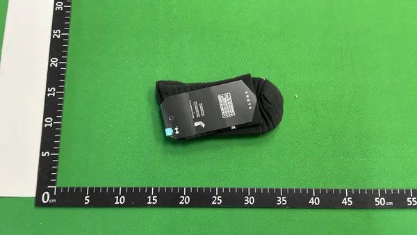 White Cushioned Crew Socks With Grey Heel — warehouse QC photo 5