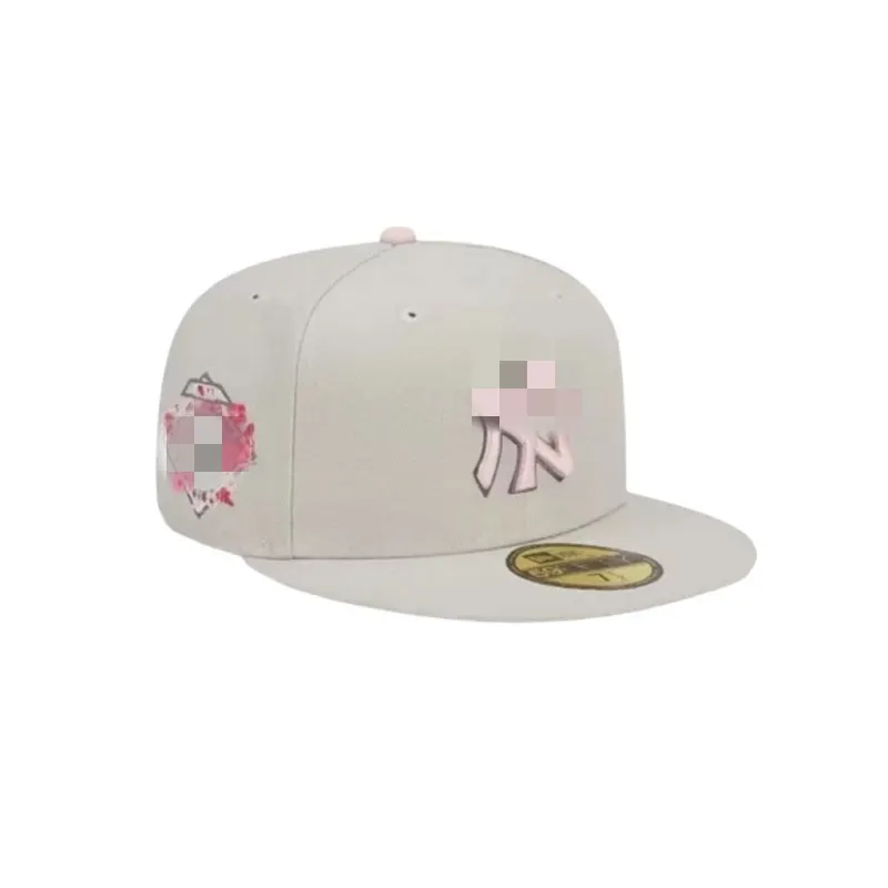 Black Flat Brim Fitted Baseball Cap (7–758) — merchant catalogue photo