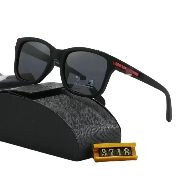 Black Square Frame Sunglasses With Red Accents — merchant catalogue photo