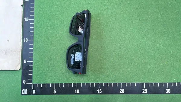Black Square Frame Sunglasses With Red Accents — warehouse QC photo 1