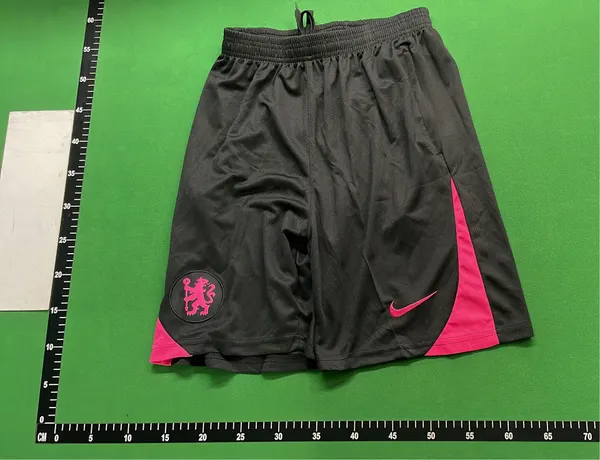 Pink Football Jersey And Black Shorts Set — warehouse QC photo 4