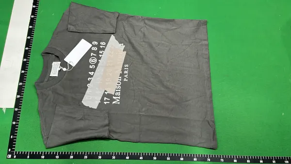 Black Numeral Print Crewneck T-Shirt — warehouse QC photo 2