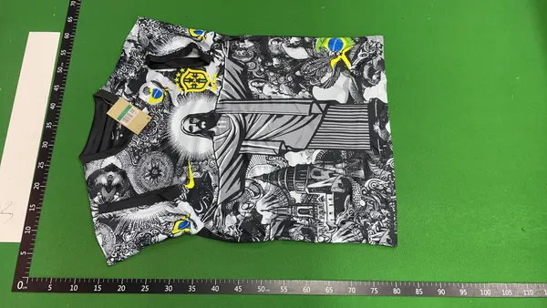 Black Graphic Print Football Jersey — warehouse QC photo 6