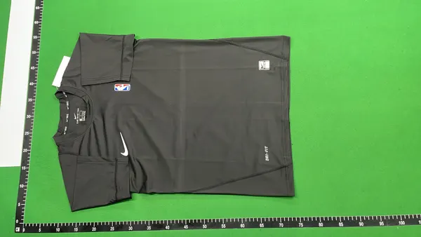 Black Fitted Compression Tee With Chest Emblem — warehouse QC photo 2