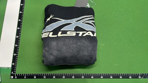 Washed Black Graphic Print Pullover Hoodie — warehouse QC photo 4