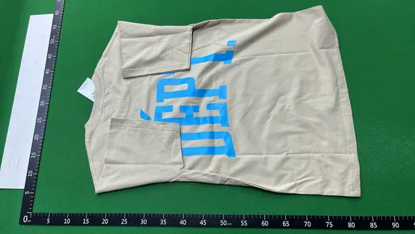 White T-Shirt With Block Lettering Back Print — warehouse QC photo 3