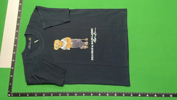 Black Teddy Bear Graphic Print T-Shirt — warehouse QC photo 6