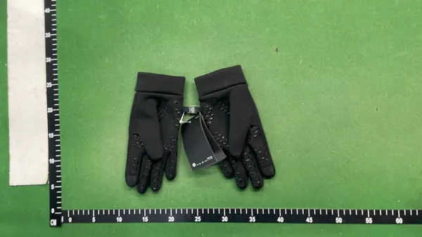 Black Touchscreen Gloves With Silicone Grip Palms — warehouse QC photo 5