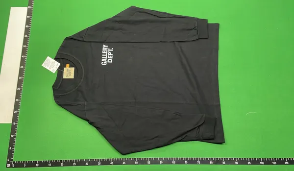 Black Crewneck Sweatshirt With Back Text Print — warehouse QC photo 2
