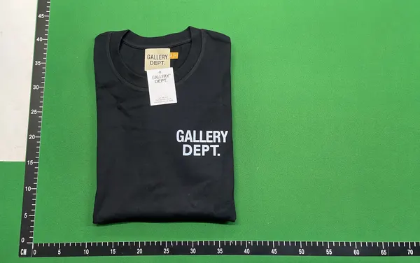 Black Crewneck Sweatshirt With Back Text Print — warehouse QC photo 4