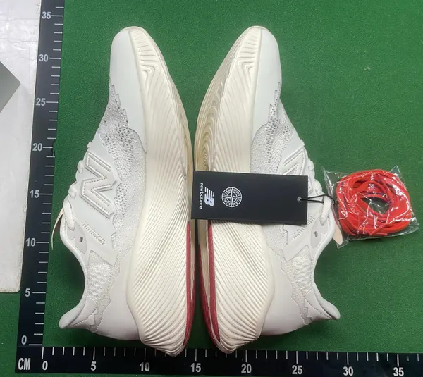 White Knit Racing Shoe With Thick Foam Midsole — warehouse QC photo 4