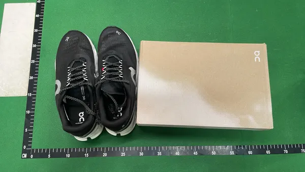 White Pod-Sole Cushioned Running Sneakers (Black) — warehouse QC photo 1
