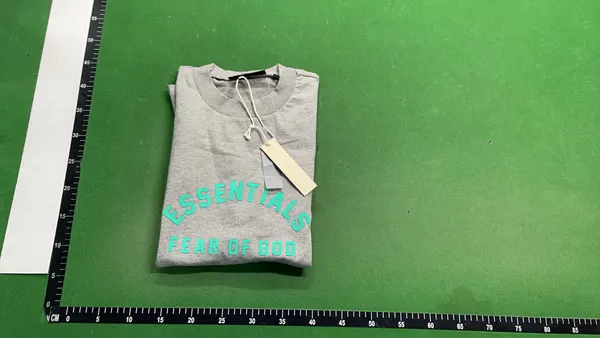 Grey Arched Lettering Print T-Shirt — warehouse QC photo 4