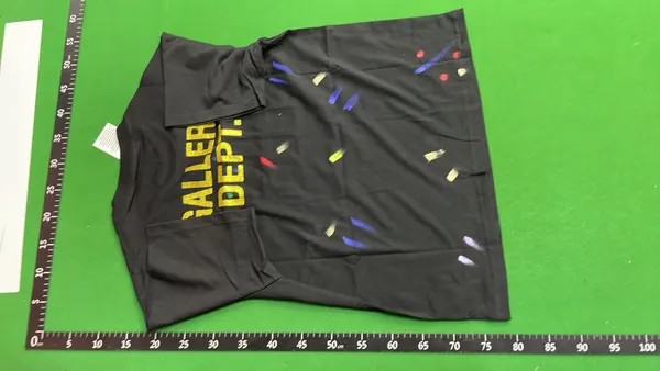 Black Short Sleeve Graphic Print T-Shirts — warehouse QC photo 3