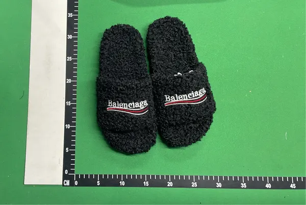 Black Fluffy Faux Fur Slide Sandals — warehouse QC photo 5