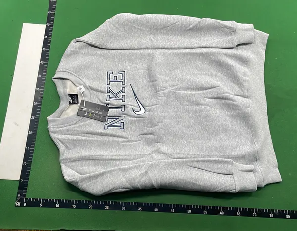 Cream Crewneck Sweatshirt With Embroidered Chest Logo — warehouse QC photo 2