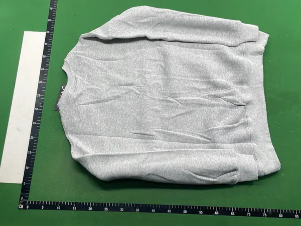 Cream Crewneck Sweatshirt With Embroidered Chest Logo — warehouse QC photo 3