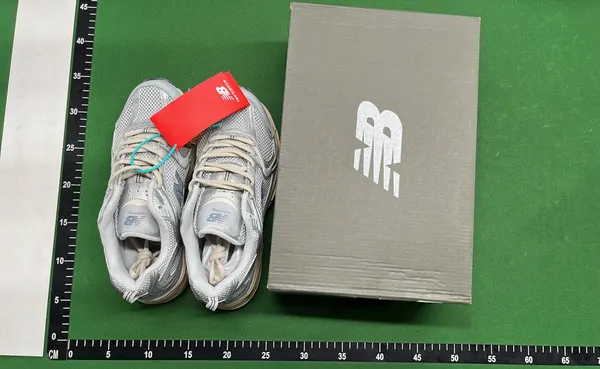 Grey Mesh Chunky Retro Dad Sneakers — warehouse QC photo 1