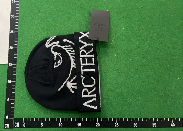 Black Jacquard Knit Cuffed Beanie (Khaki) — warehouse QC photo 1