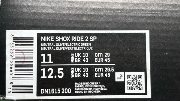 Retro Runner Sneakers With Visible Heel Columns — warehouse QC photo 2