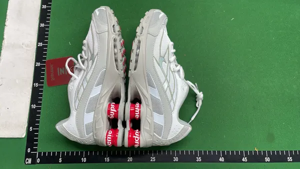 Retro Runner Sneakers With Visible Heel Columns — warehouse QC photo 5
