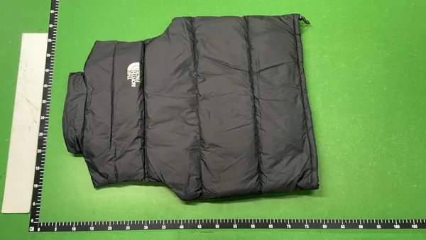 Colorblock Puffer Vest With Stand Collar — warehouse QC photo 3