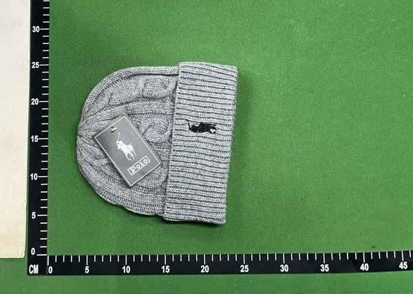 Grey Cable-Knit Cuffed Beanie (Blue) — warehouse QC photo 3