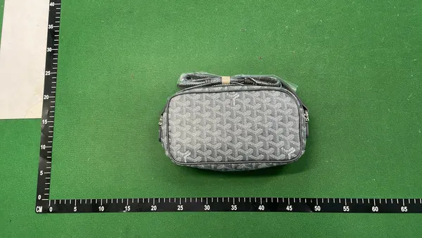Black Chevron Print Crossbody Camera Bag — warehouse QC photo 2