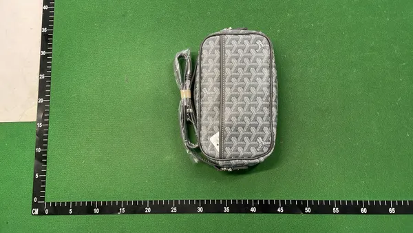 Black Chevron Print Crossbody Camera Bag — warehouse QC photo 3