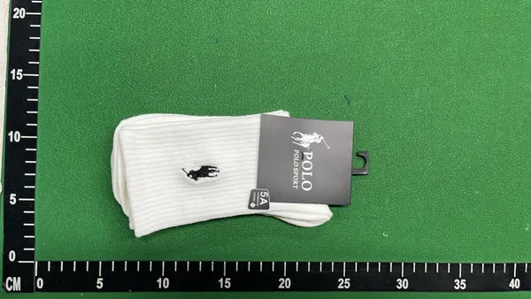 White Ribbed Crew Socks Five-Pair Pack — warehouse QC photo 4