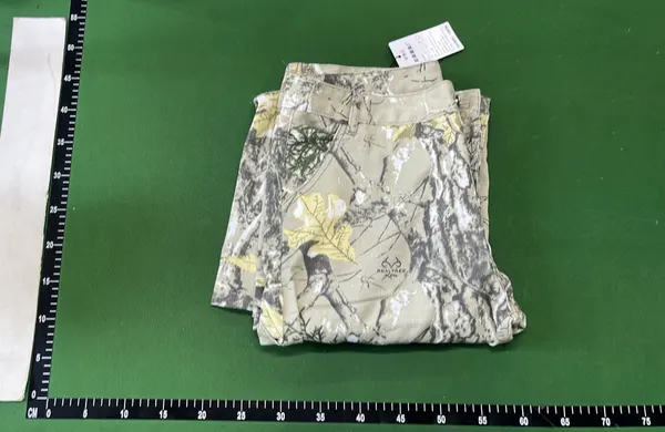 Baggy Tree Camo Print Work Pants — warehouse QC photo 4