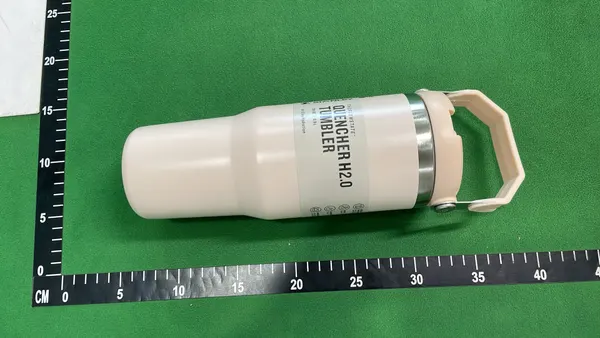 Cream Insulated Flip Straw Tumbler With Handle — warehouse QC photo 2