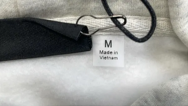 Grey Pullover Hoodie With Chest Text Print — warehouse QC photo 5