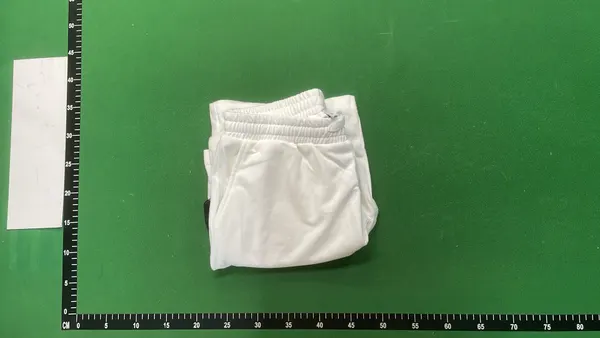 Cargo Pocket Sweat Shorts With Badge Patch — warehouse QC photo 4