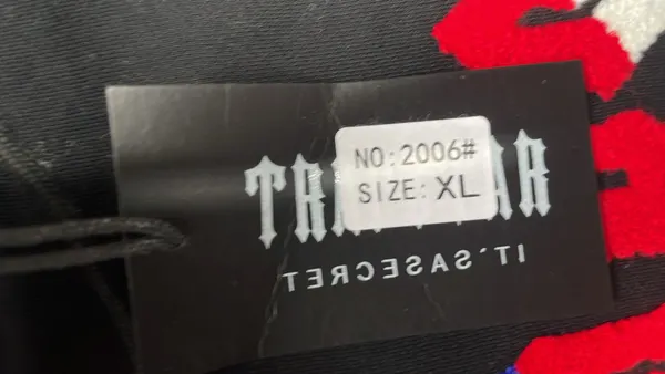 Black Hoodie With Graphic Chest Print (Grey) — warehouse QC photo 2